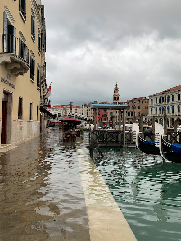 Will Venice Sink, or Drown?. Tourists are rapidly taking the place