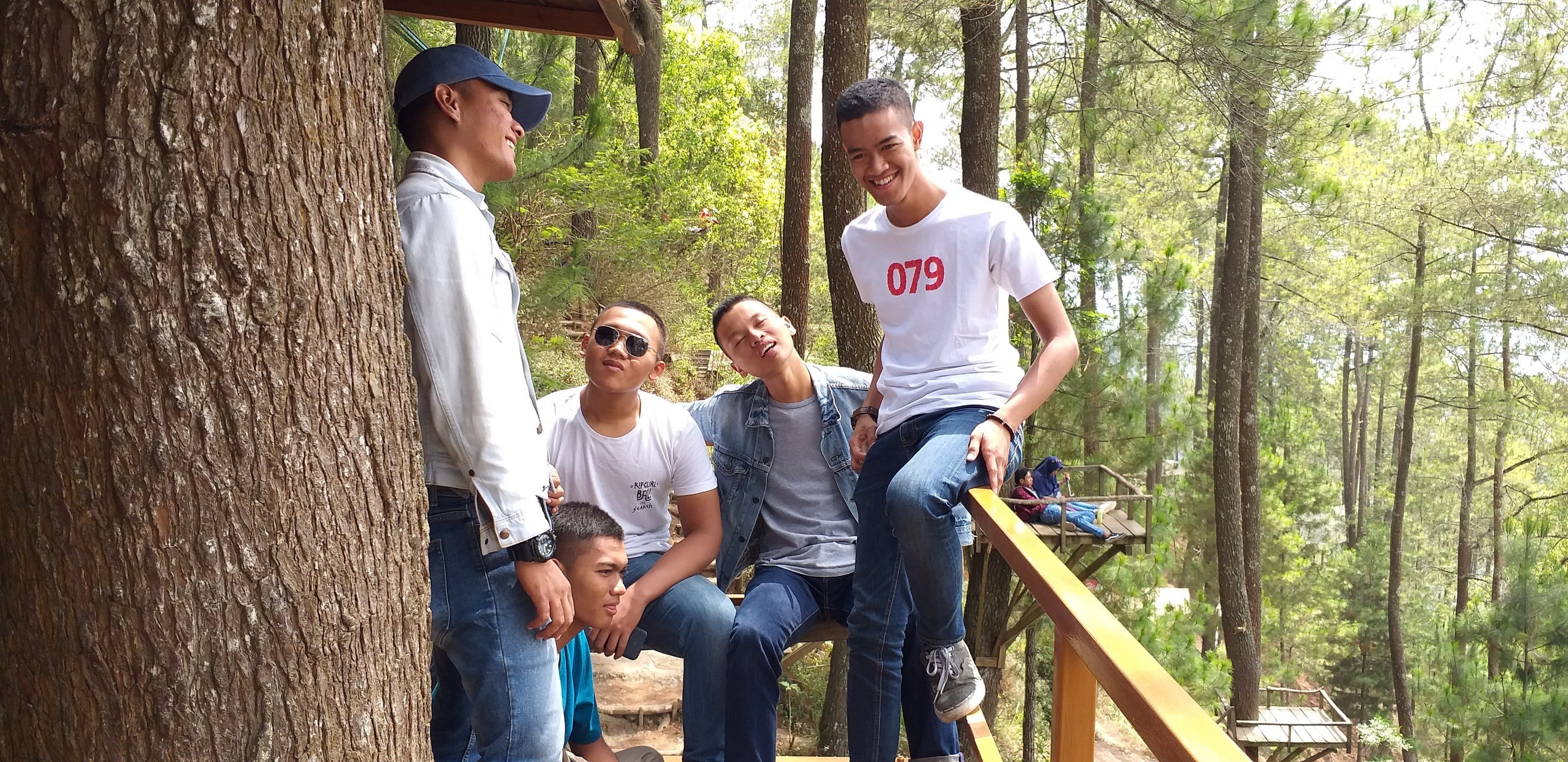 Holiday With My Friends Zaen Muhammad Medium Holiday With My Friends Zaen Muhammad Medium
