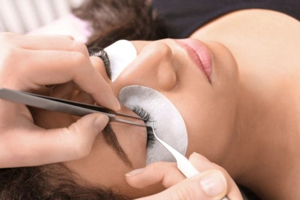 Eyelash Extensions guide: Cost & How Long it Last