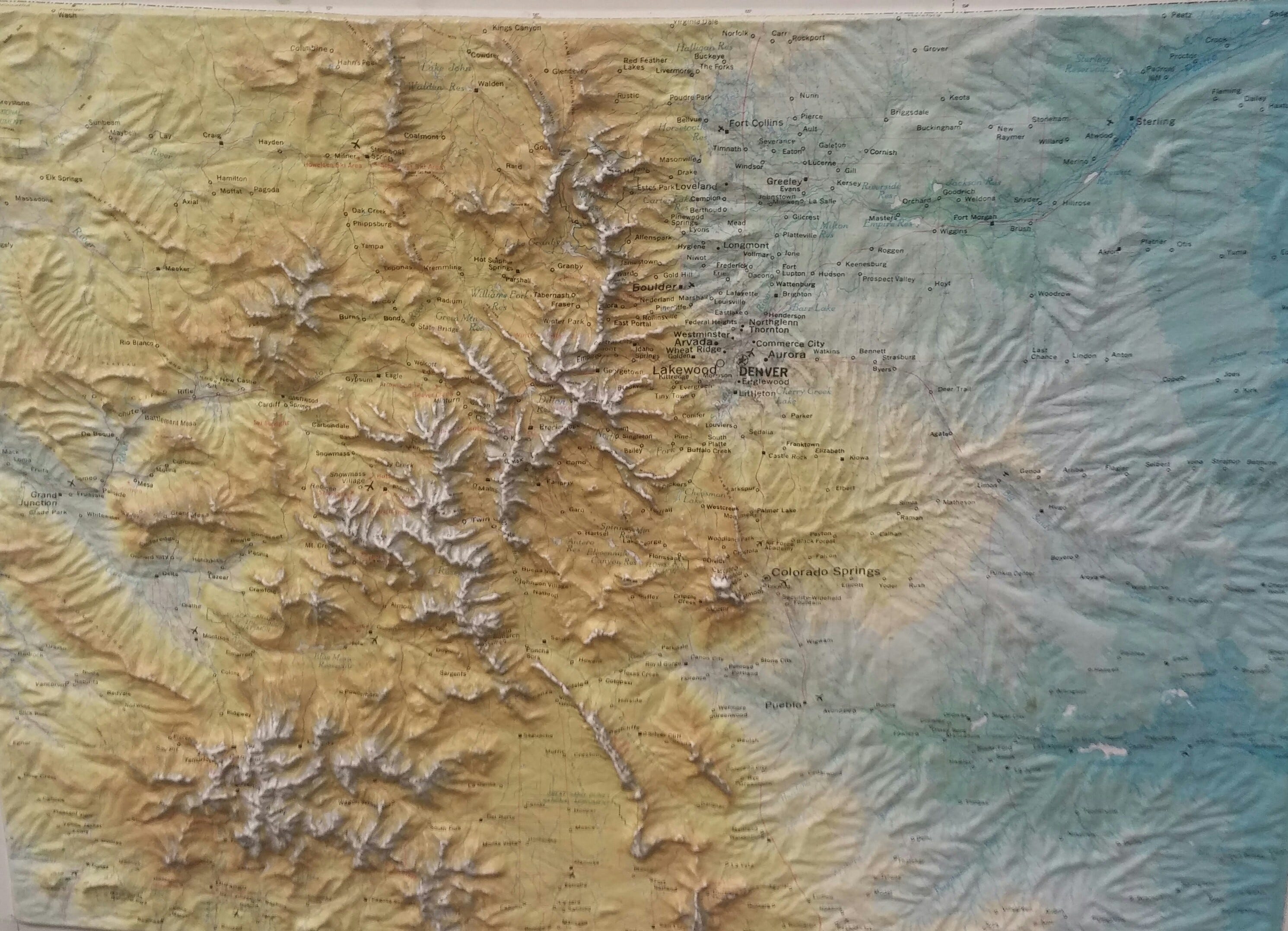 Colorado Une Excursion En Bordure Du Midwest By Luc Landrot A European Lost In The Midwest Medium