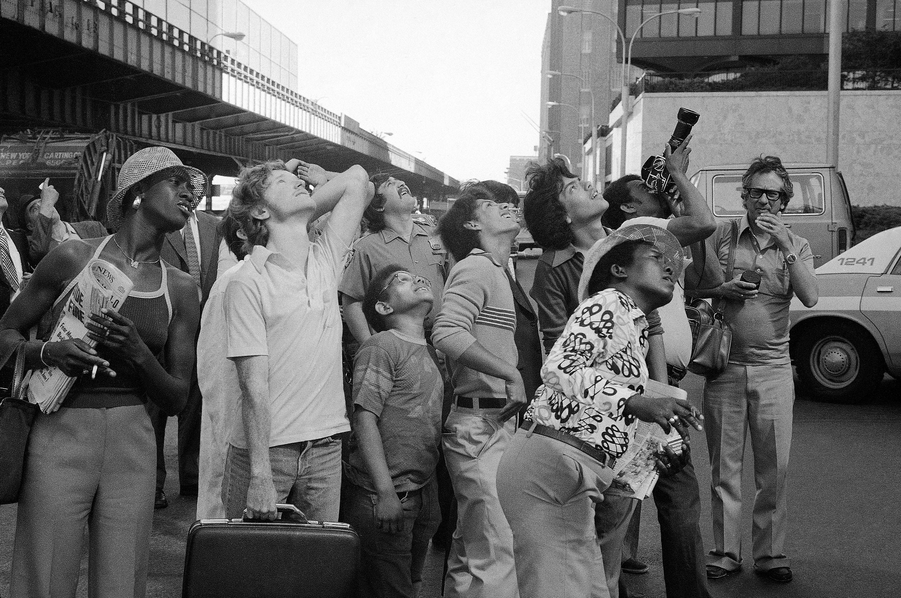 The Photos Of Human Fly George Willig Climbing The World Trade Center Are Beautiful And Intense By Rian Dundon Timeline