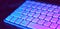  clavier avec éclairage bleu rose 