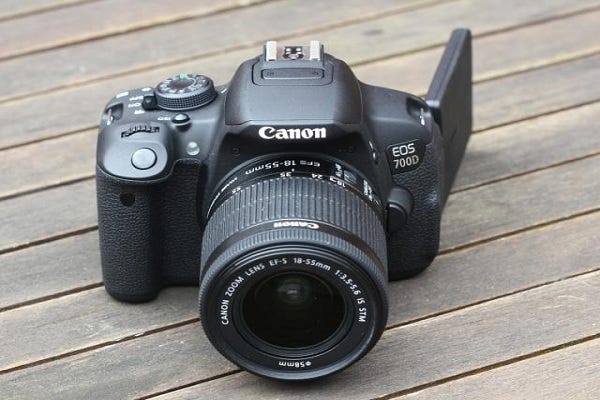 Top 3 máy ảnh Canon tốt nhất hiện nay 2019 | by Fundeconp | Medium
