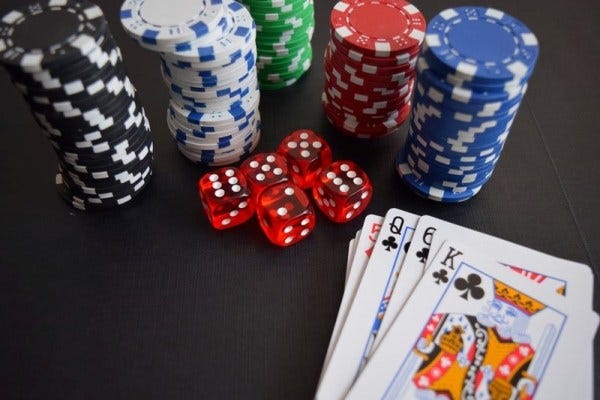 Play poker slot machine free online