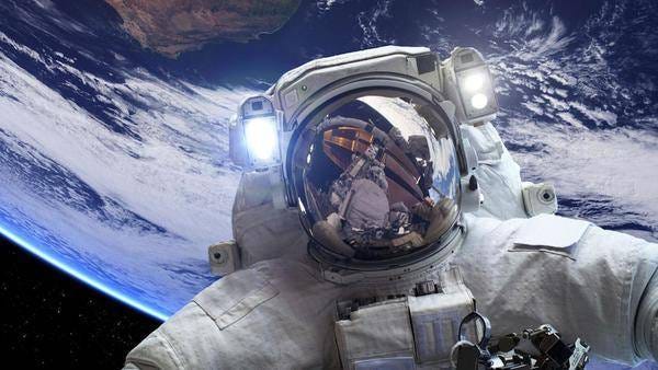 One Small Nibble For Man 3d Printer Makes Meat In Space By Palletone Medium