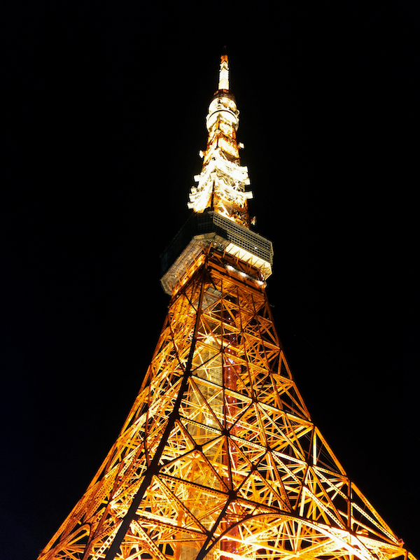 The Tokyo tower - Der himmel - Medium