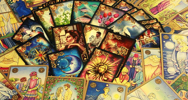 Angel Cards vs. Tarot Cards. With this blog, we will explore the… | by Dr  Lavina Gupta | Medium