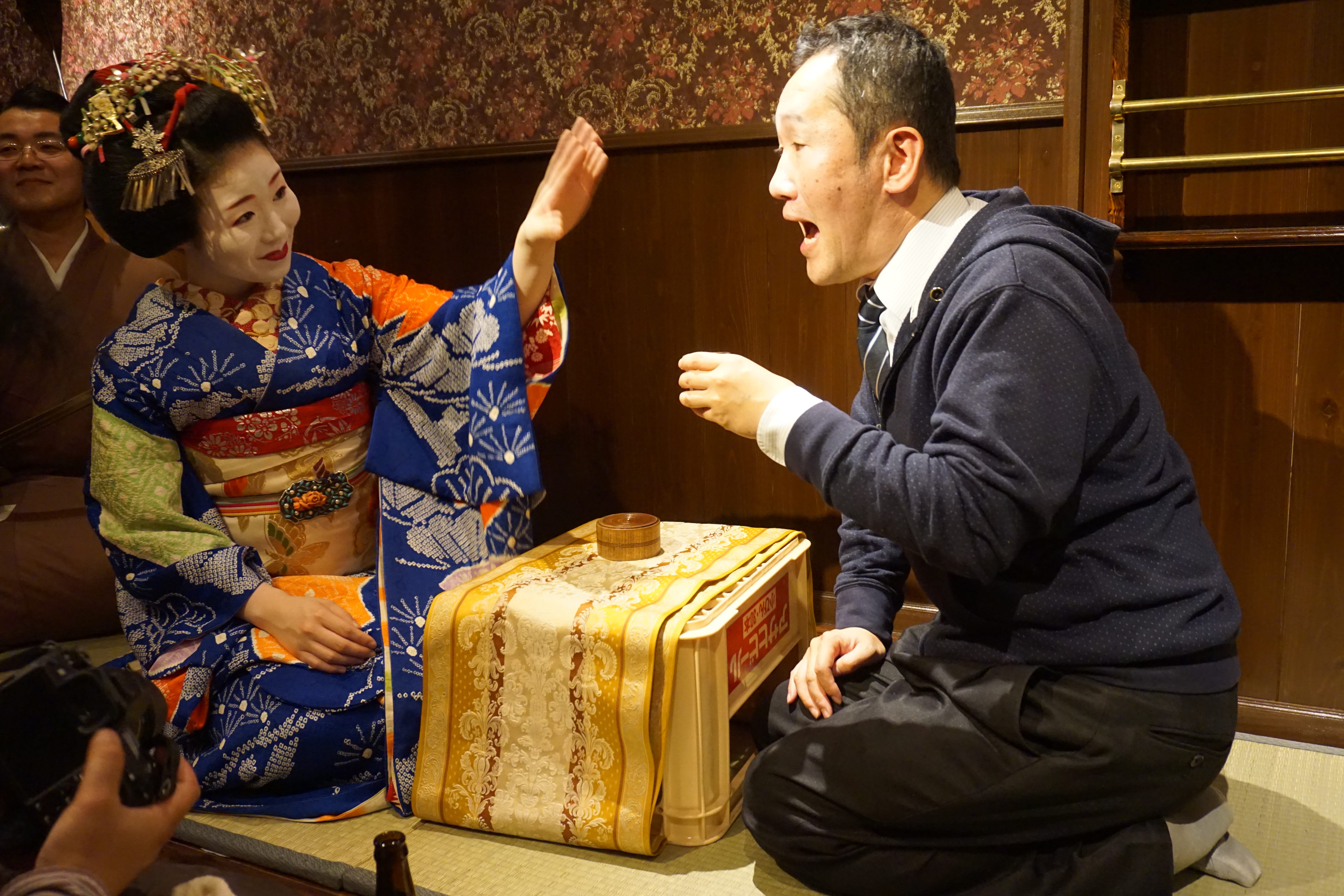 武漢肺炎在日本 京都花街舞妓確診covid 19 京都最大花街 祇園甲部 遭爆6月27日就有 By Chang Yu Chieh 石川カオリ的日本時事まとめ翻譯 Medium 武漢肺炎在日本 京都花街舞妓確診covid 19 京都最大花街 祇園甲部 遭爆6月27日就有 By Chang Yu Chieh 石川カオリ的日本時事まとめ翻譯 Medium