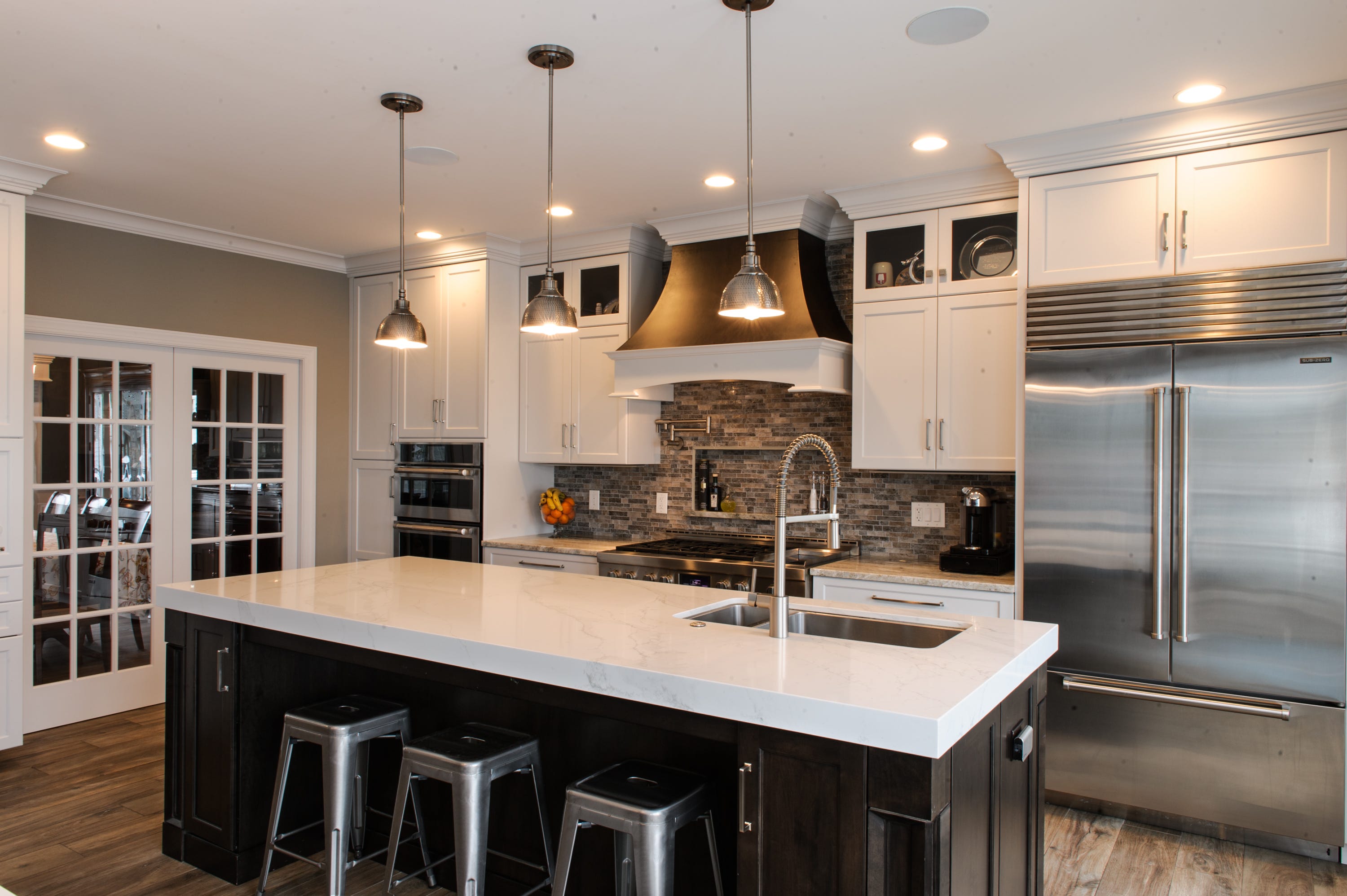 3 Ways to Make Your Kitchen Stand Out in a Neutral World by Beth