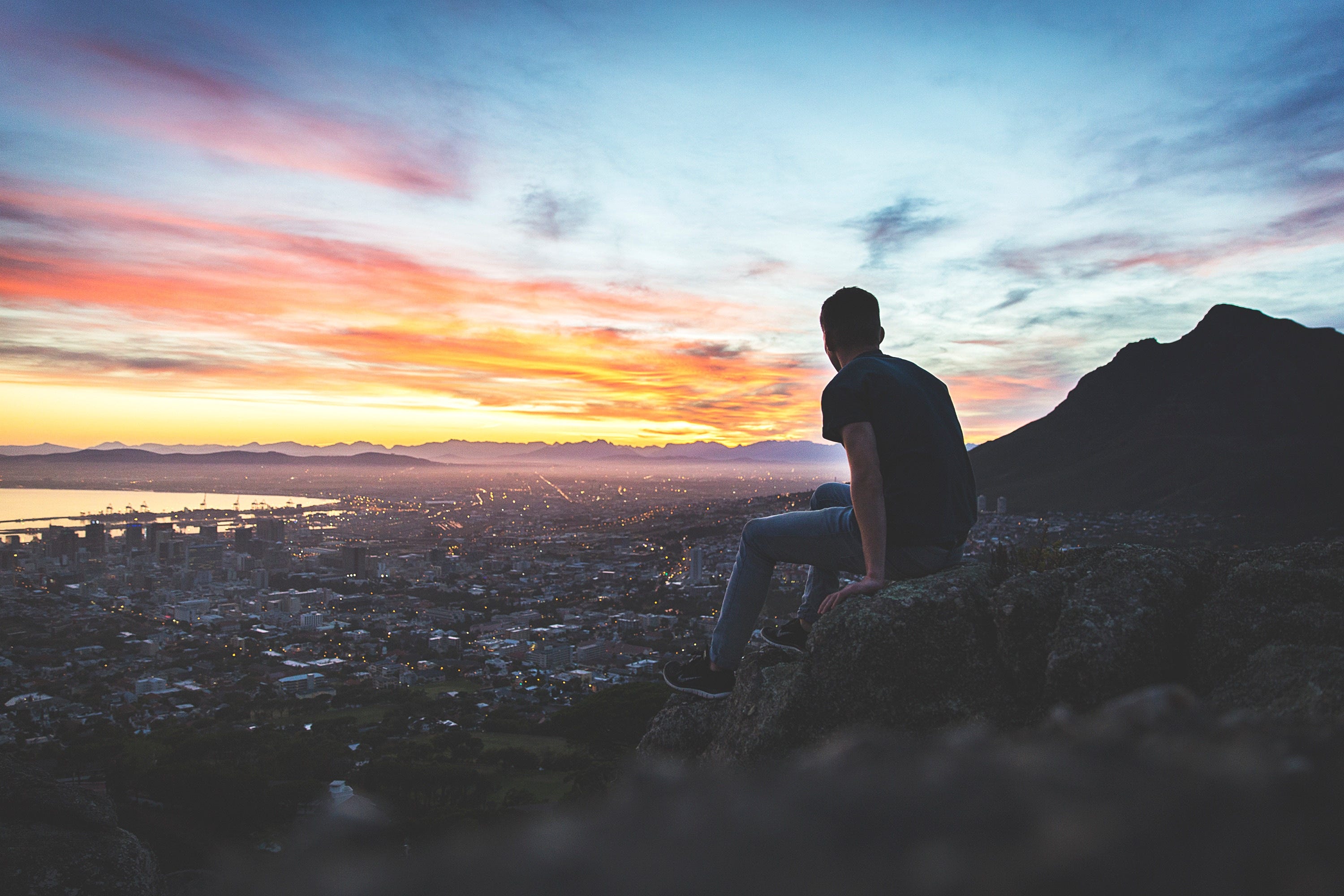 Don T Give Up On Yourself The Hardest Part Of Depression Is By Pris Lam Your Life Manual How To Beat Depression Again Medium