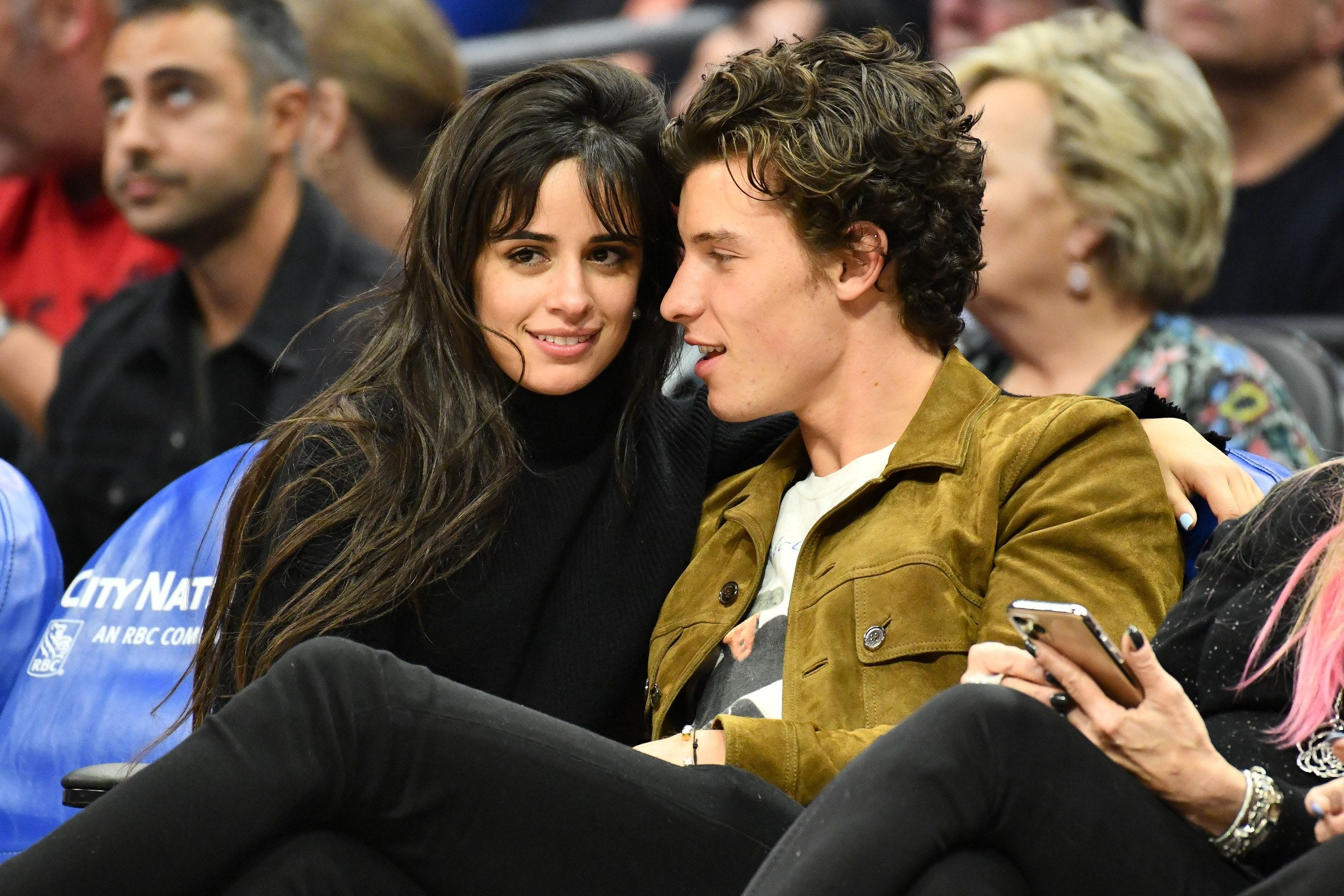 Did Camilla Cabello Dump Shawn Mendes By Vevo News Medium
