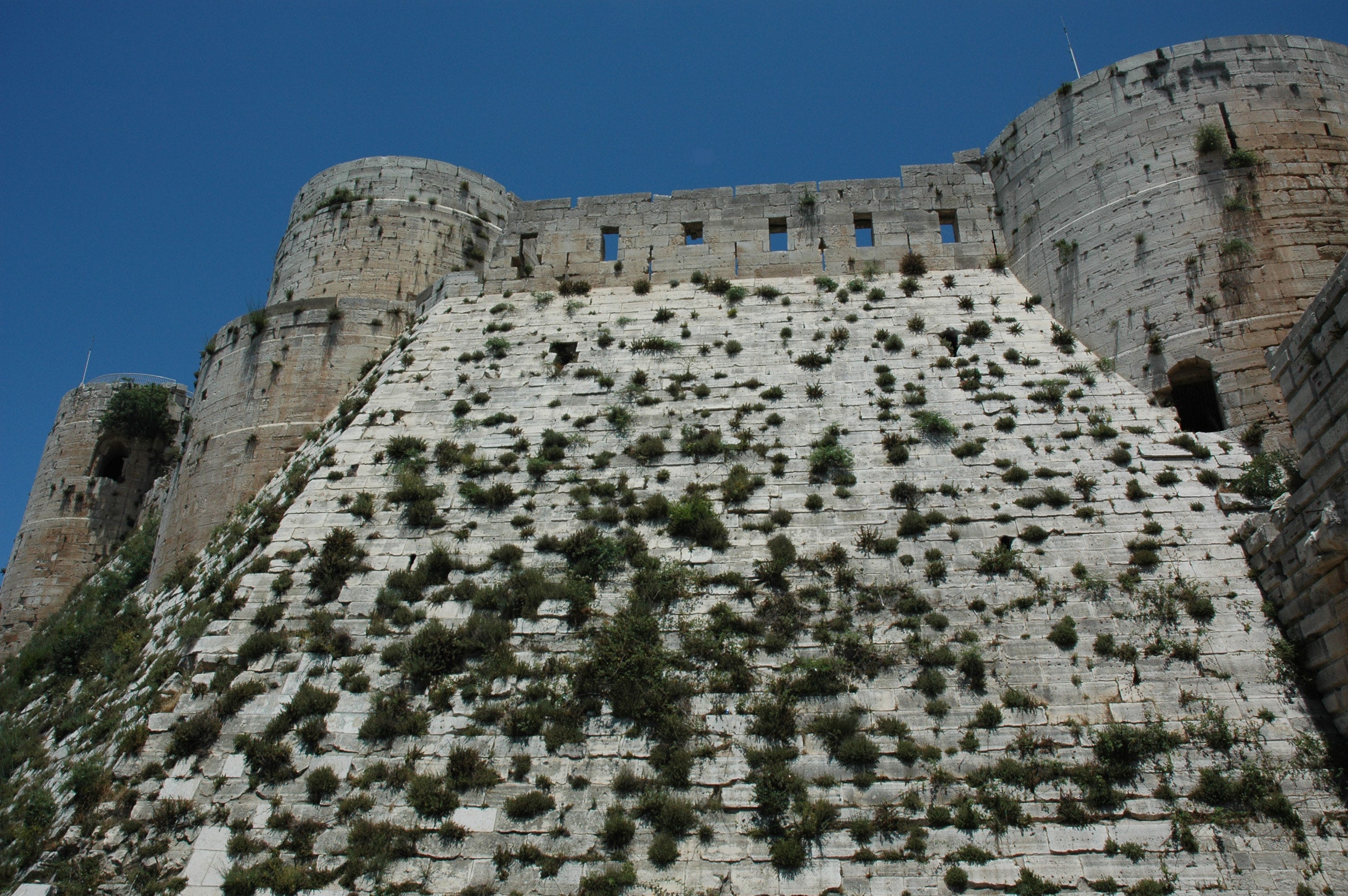 Krak des Chevaliers: an impregnable castle | by Red Wizard of  Cryptocurrency | Medium