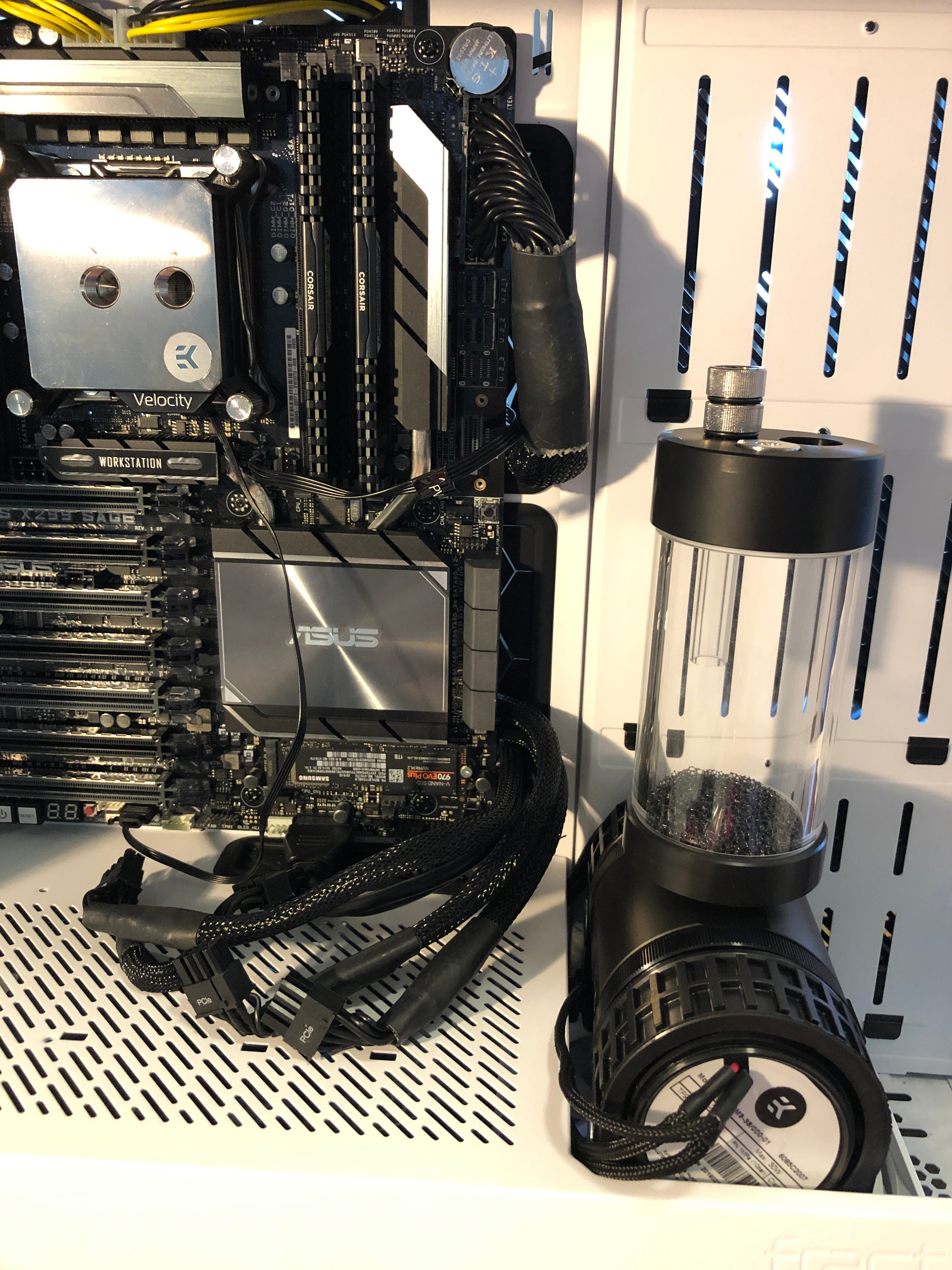 How to Build a Silent, MultiGPU WaterCooled DeepLearning Rig for