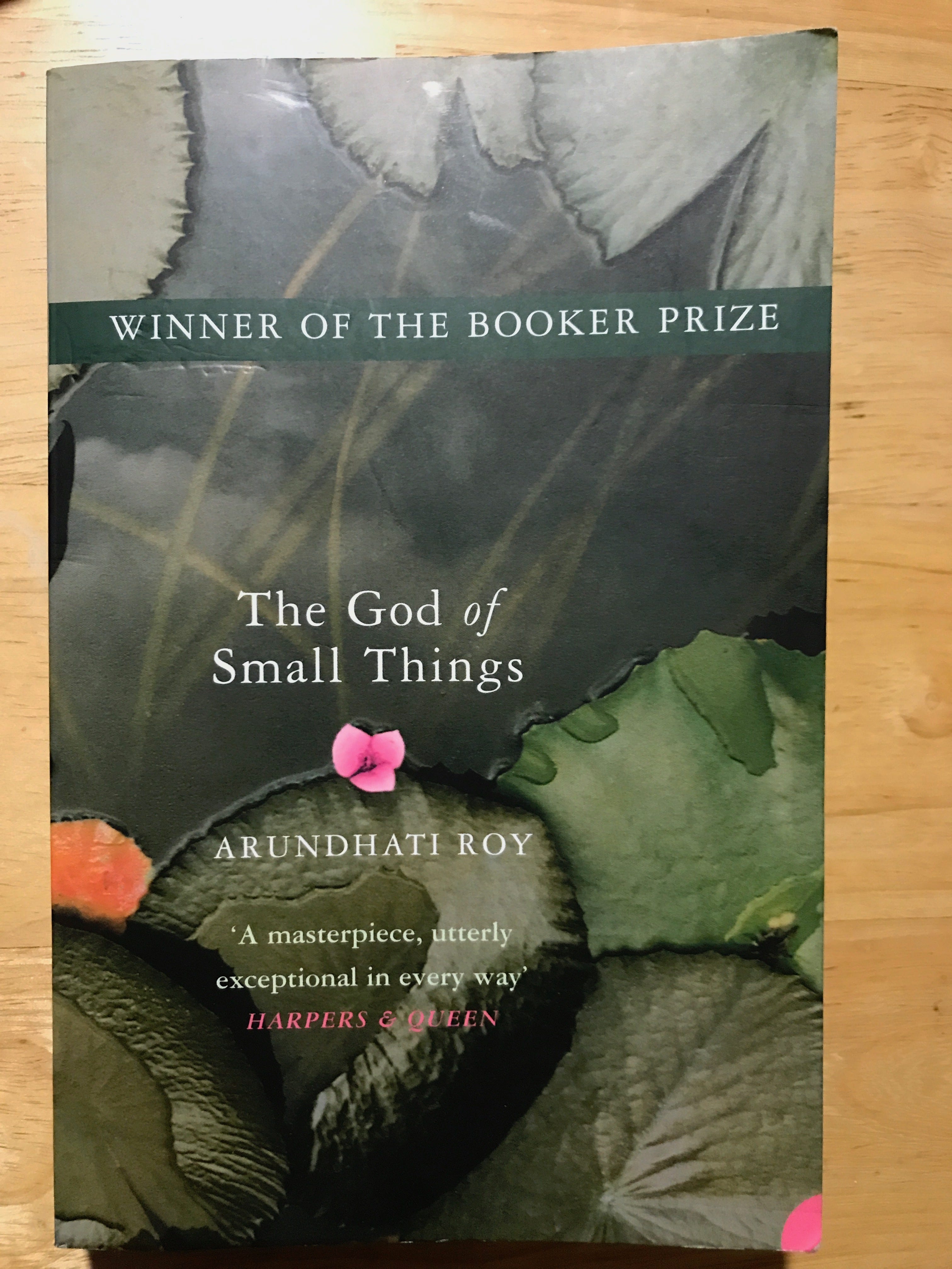 One Minute Book Review — The God Of Small Things by Arundhati Roy 