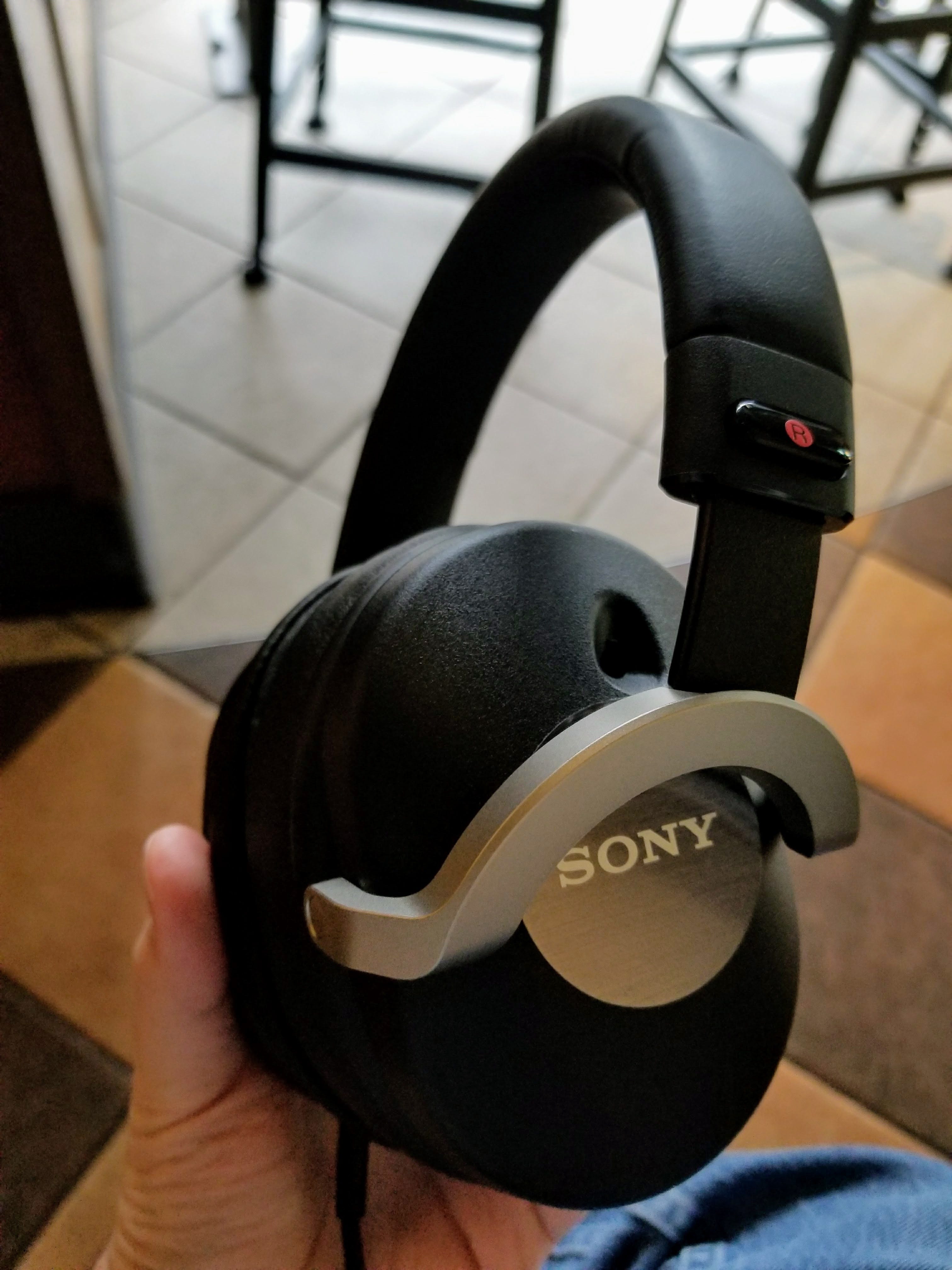sony mdr zx 700
