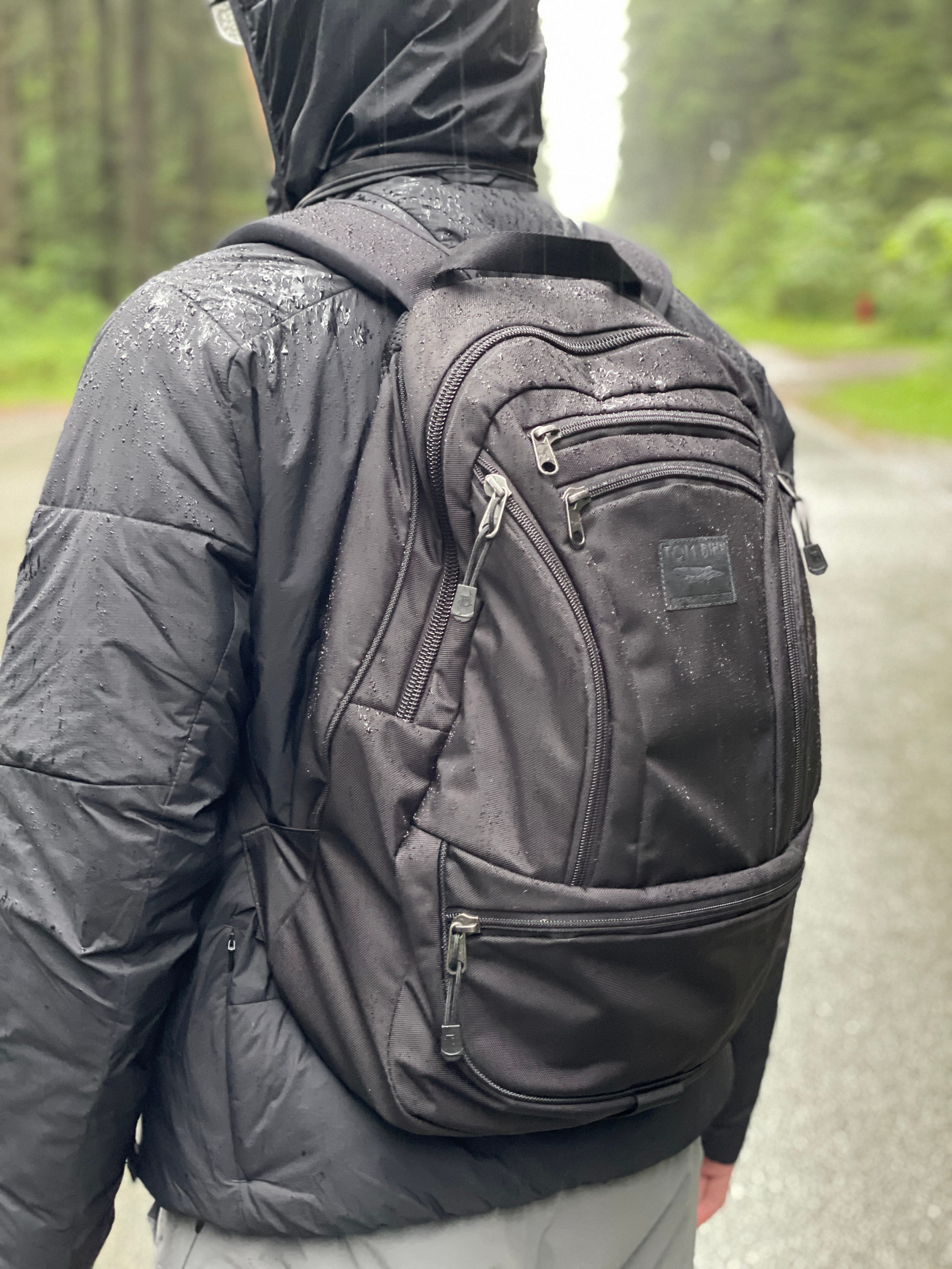 TOM BIHN Synik 30 vs. Synapse 25. Three 