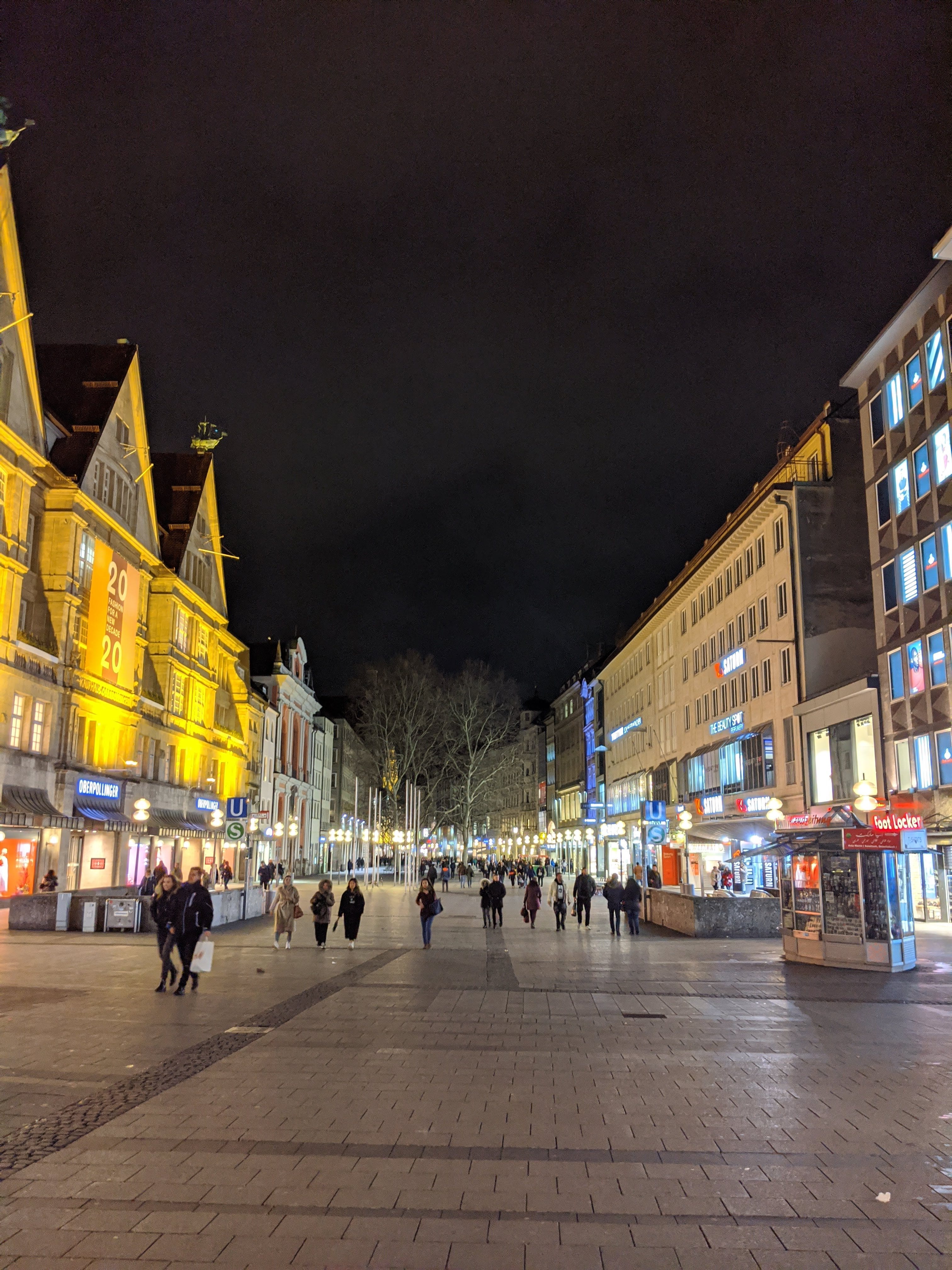 年冬 ドイツ旅行記 その2 ミュンヘン ザルツブルク編 By Ryosuke Sato Ryosan 470 Medium 年冬 ドイツ旅行記 その2 ミュンヘン ザルツブルク編 By Ryosuke Sato Ryosan 470 Medium