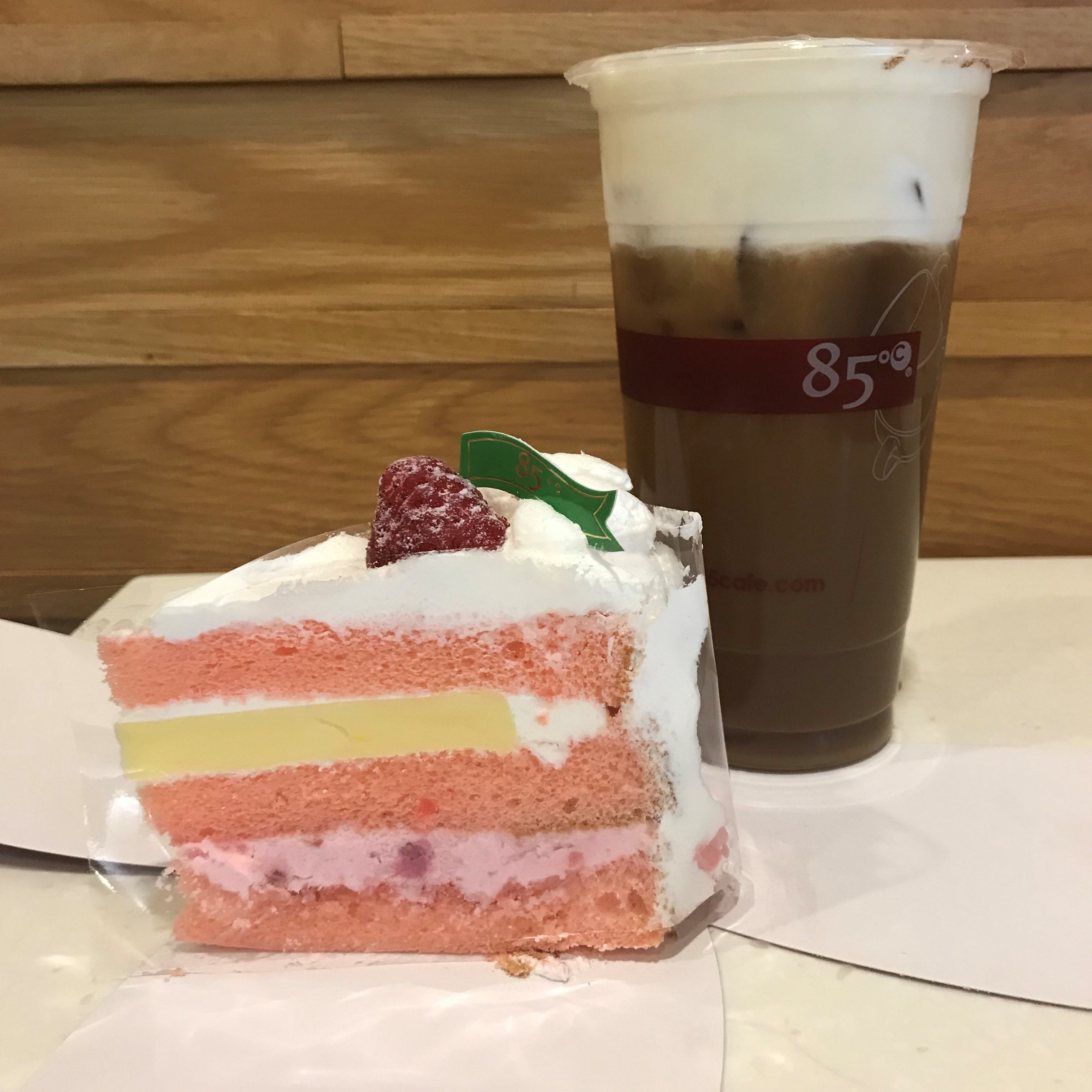 85C Bakery and Cafe. College students require three things