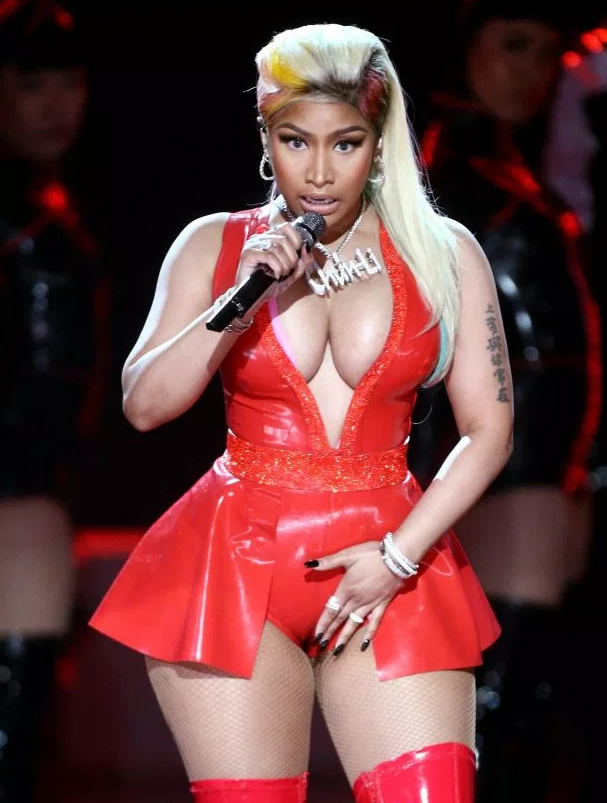 Nicki Minaj Hot Photos