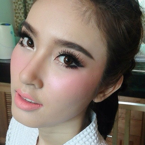 Karakteristik Makeup Di Berbagai Negara Mana Favoritmu