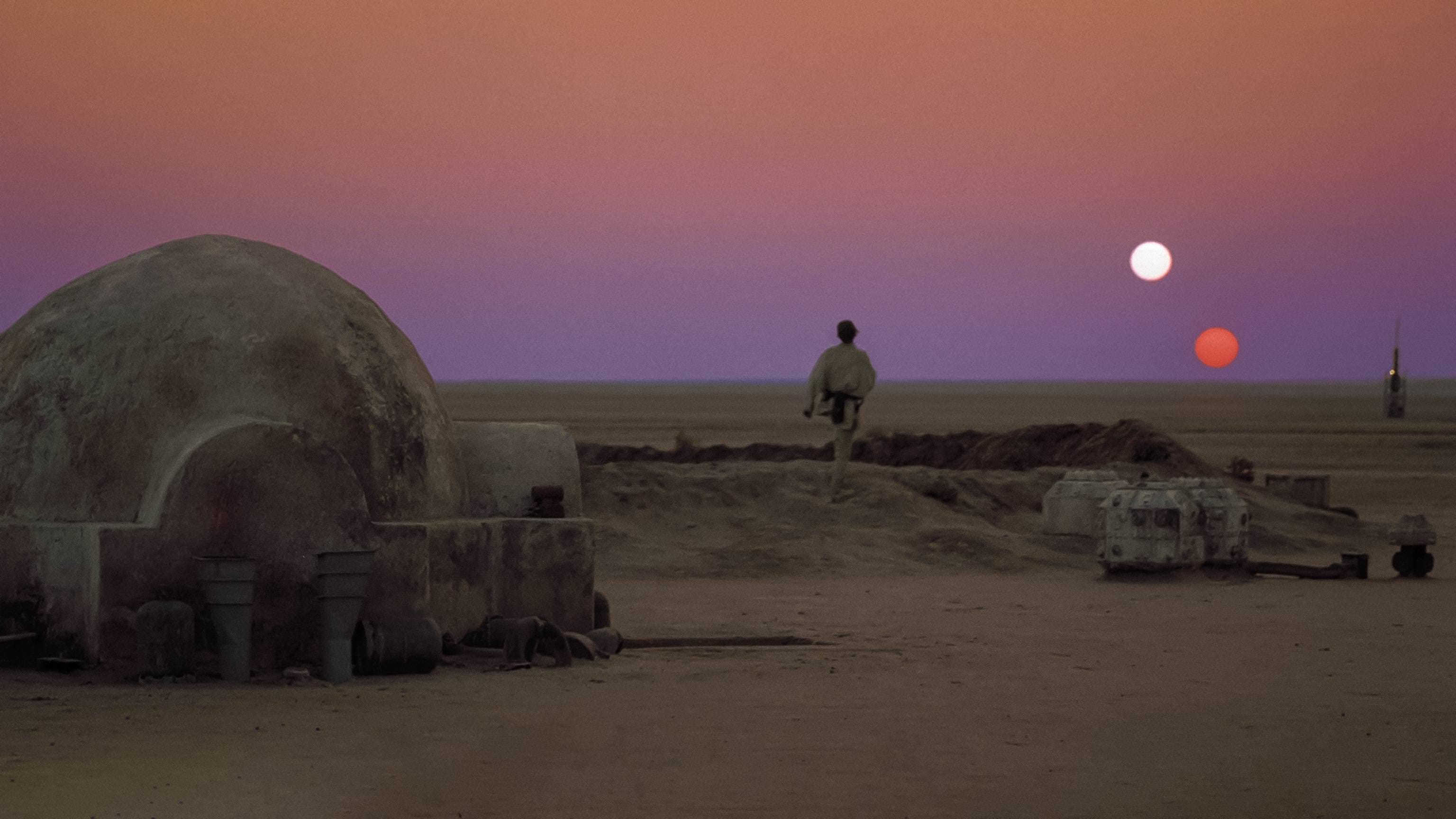 The Two Suns of Tatooine in Star Wars: A New Hope