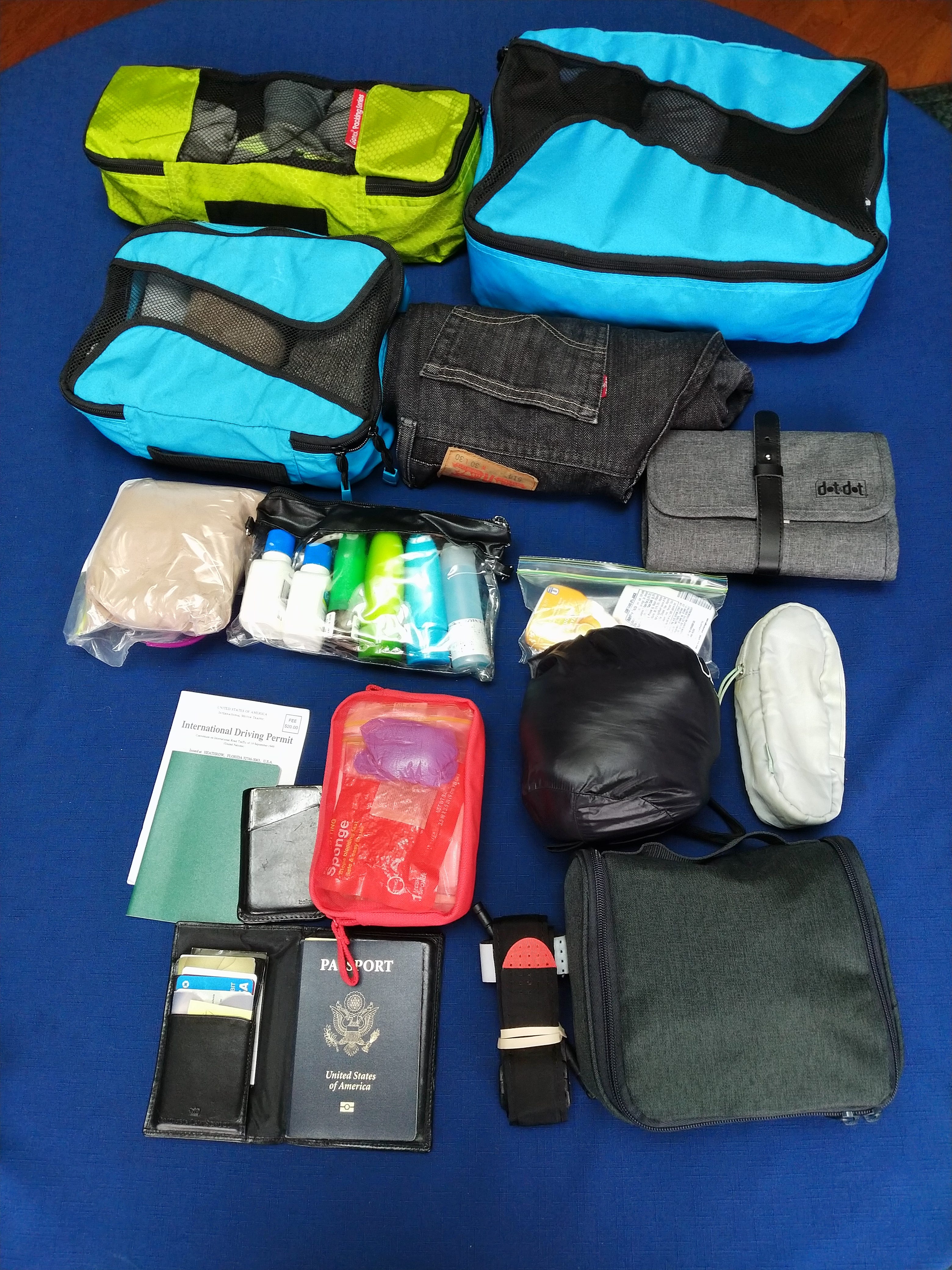 plastic packing cubes