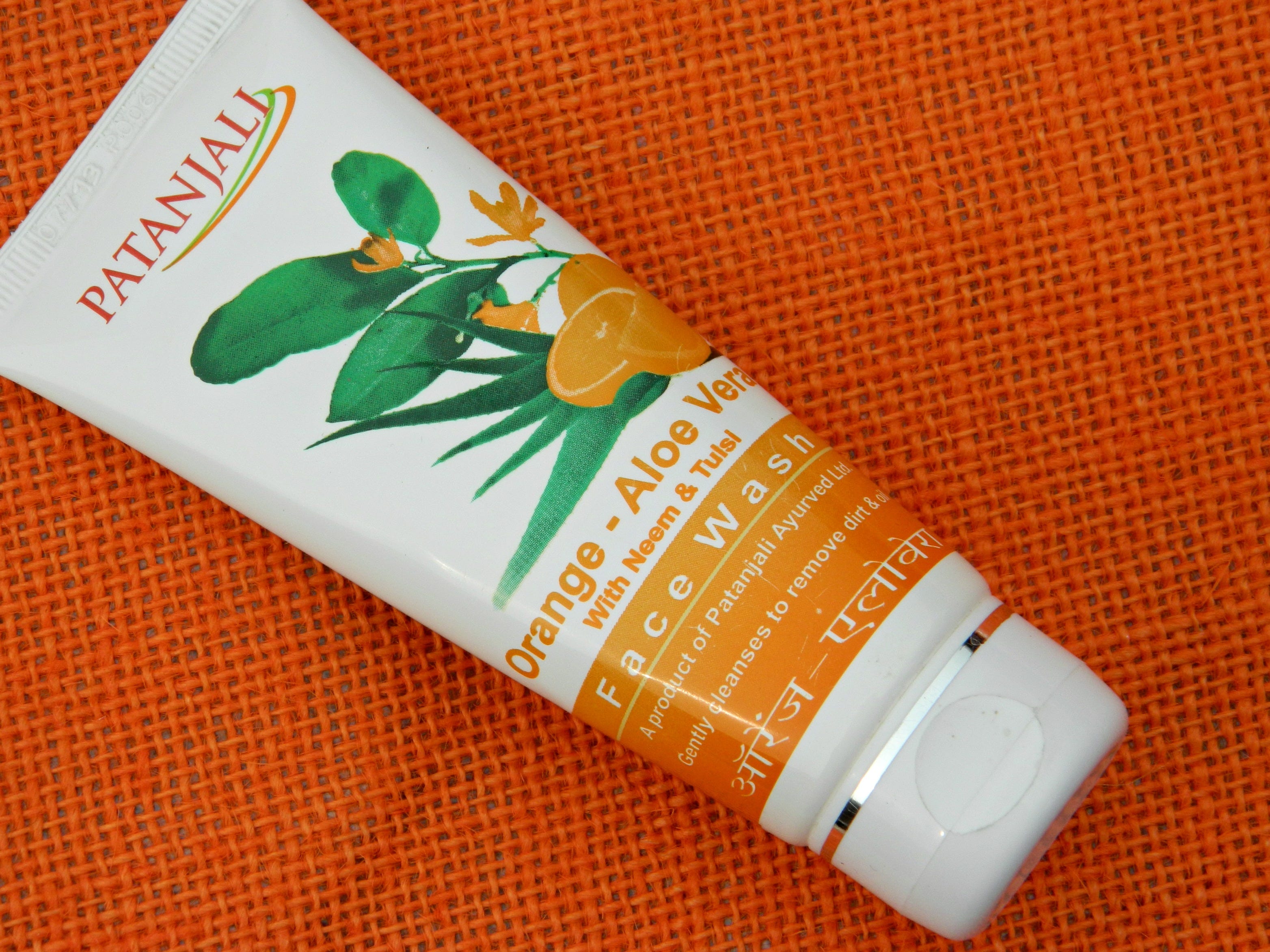 patanjali vitamin c face wash