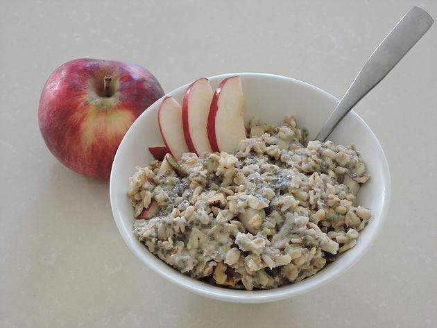 Download Apple Chia Overnight Oatmeal Recipe With Nutrition Info By Andy De Santis Rd Mph Medium