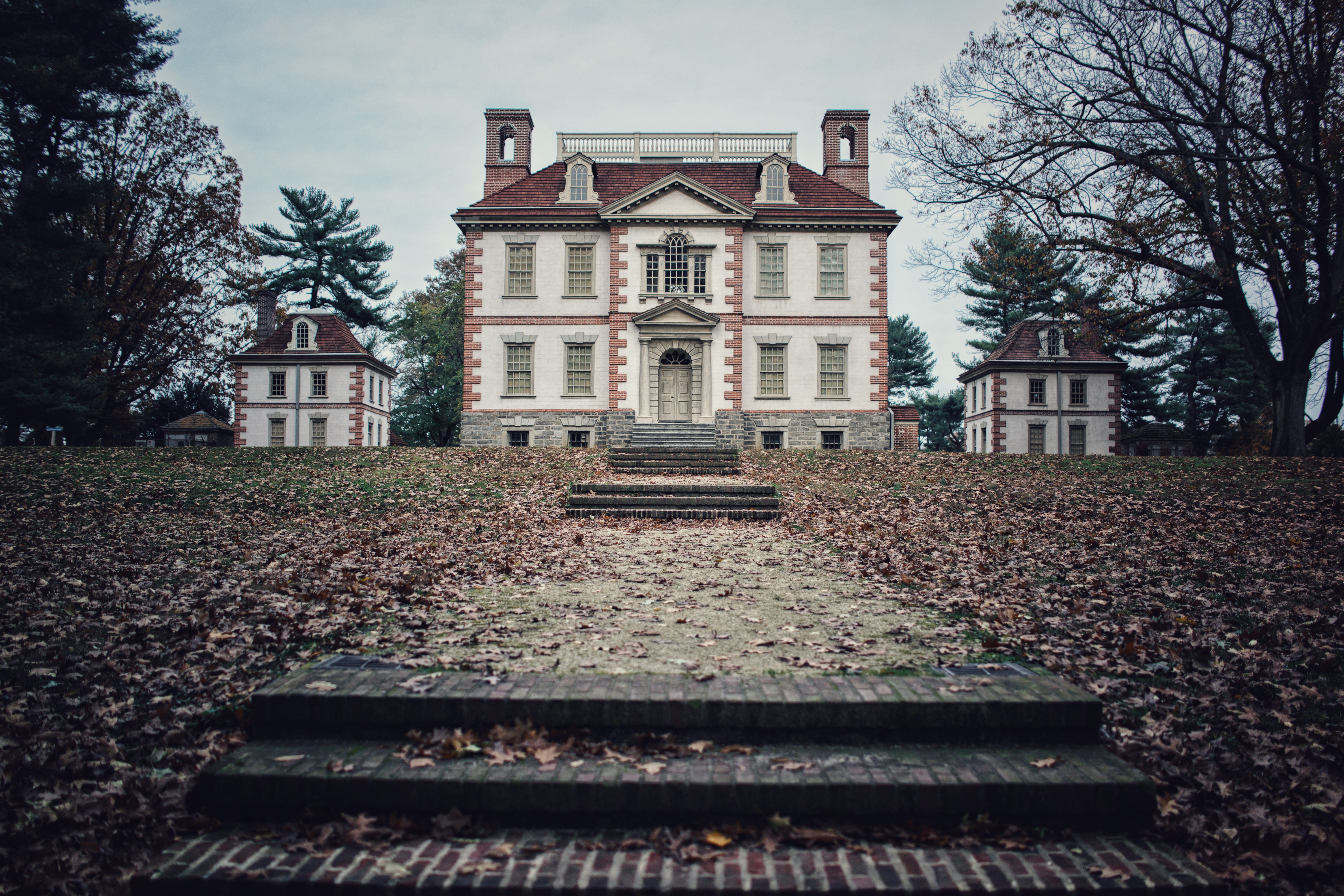 This Old House A Short Horror Story By Tom Belskie Tom Thoughts Medium This Old House A Short Horror Story By Tom Belskie Tom Thoughts Medium
