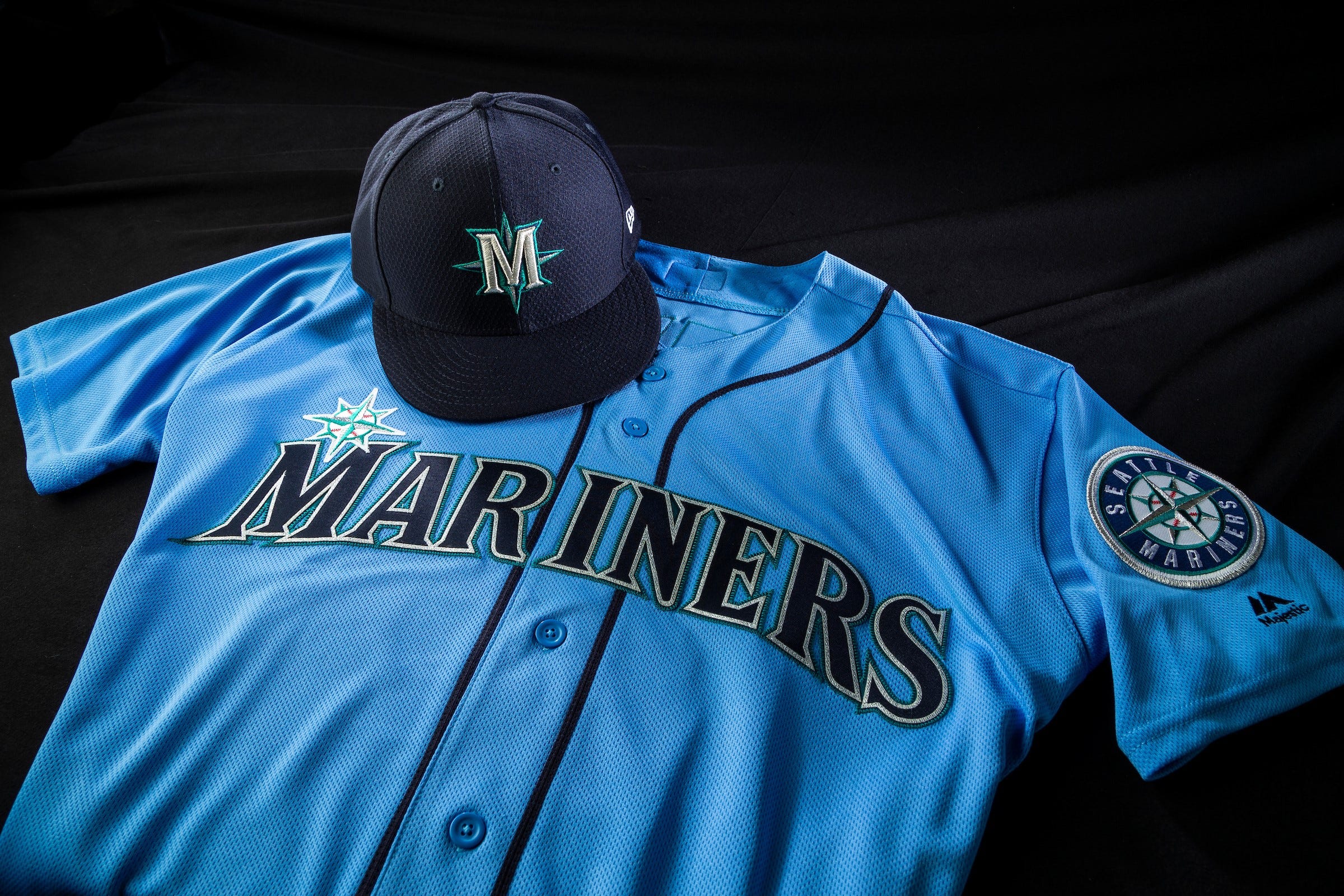 mariners powder blue jersey