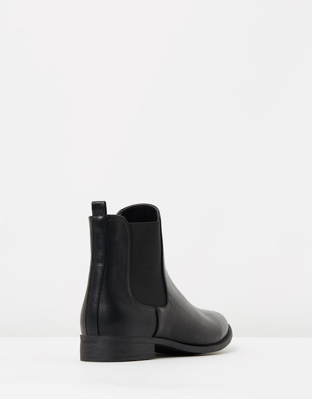 spurr footwear