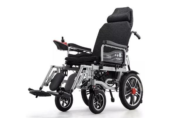 Benefits of buying hospital bed and wheelchair