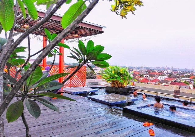 6 Hotel Di Jogja Dengan Pemandangan Bagus Dan Harga Bersahabat By Pergi Com Pergi Com Medium