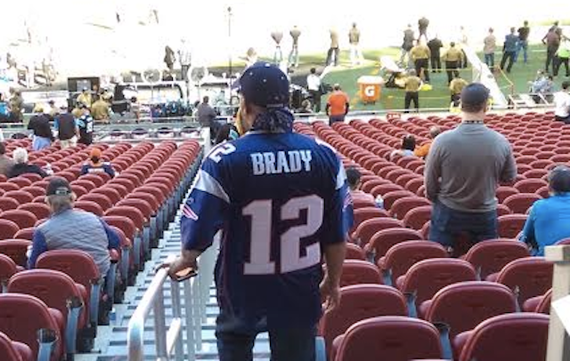 tom brady jersey medium