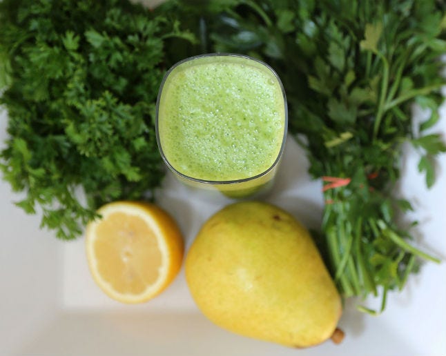 The Amazing Health Benefits of Raw Foods (And Why You Should Eat More