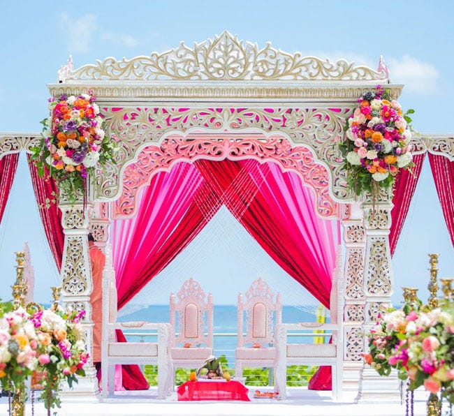 Tips for Choosing the Right Decor for Your Bollywood Wedding Mandap
