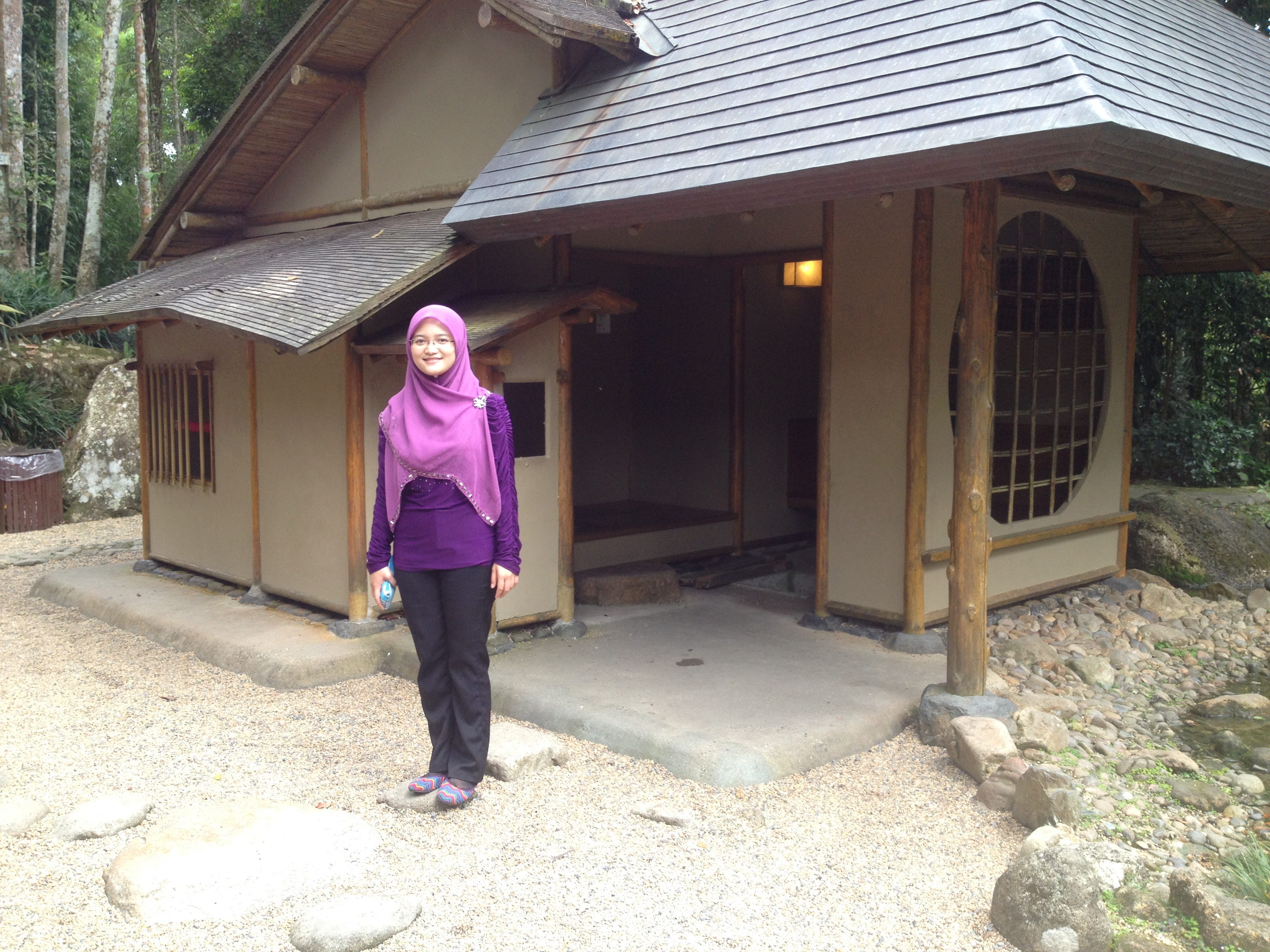 Percutian Singkat Di Bukit Tinggi By Haris Hana Alissa Medium