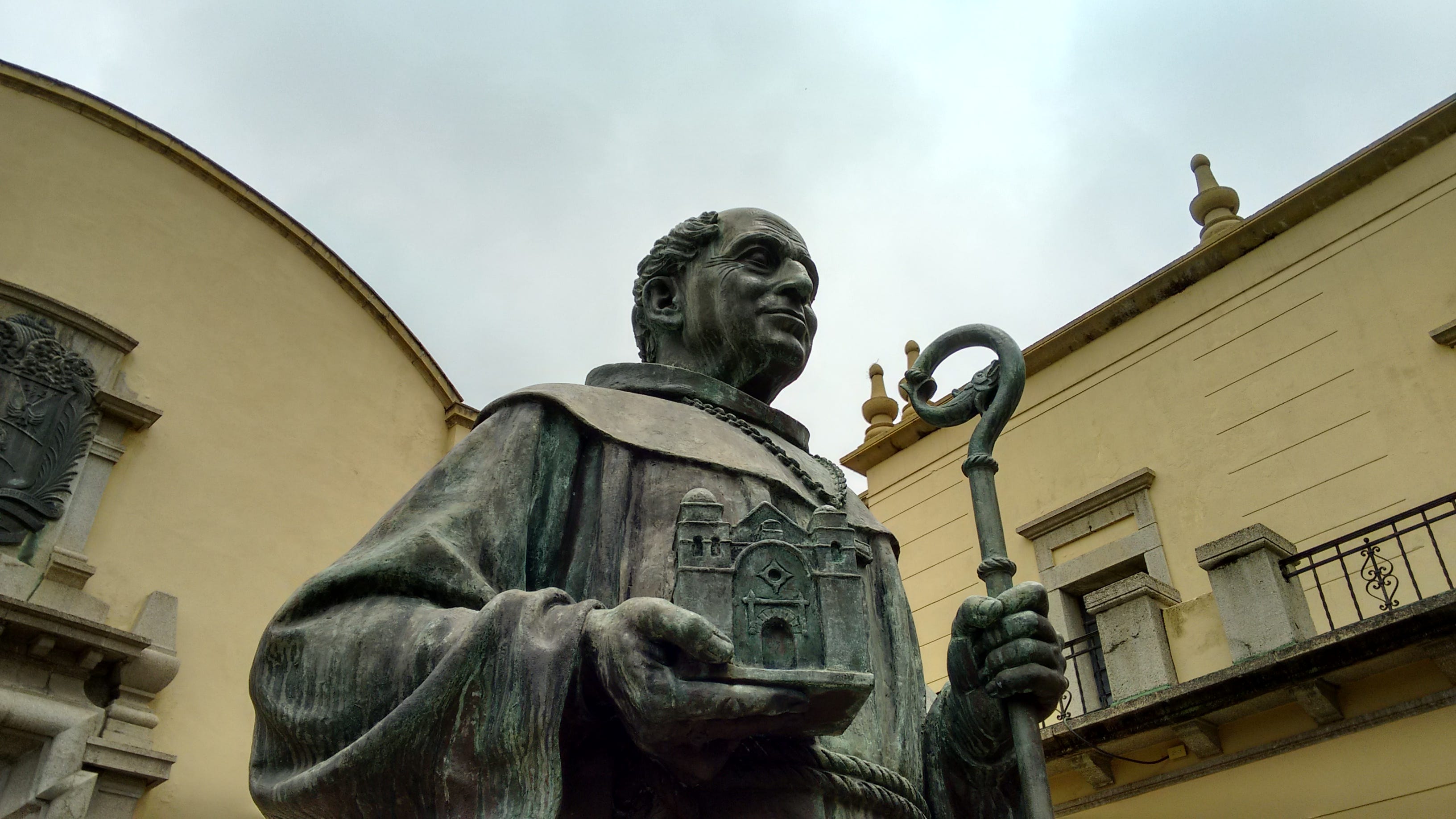 Estructura académica y organizacional de la Universidad de Los Andes en ...