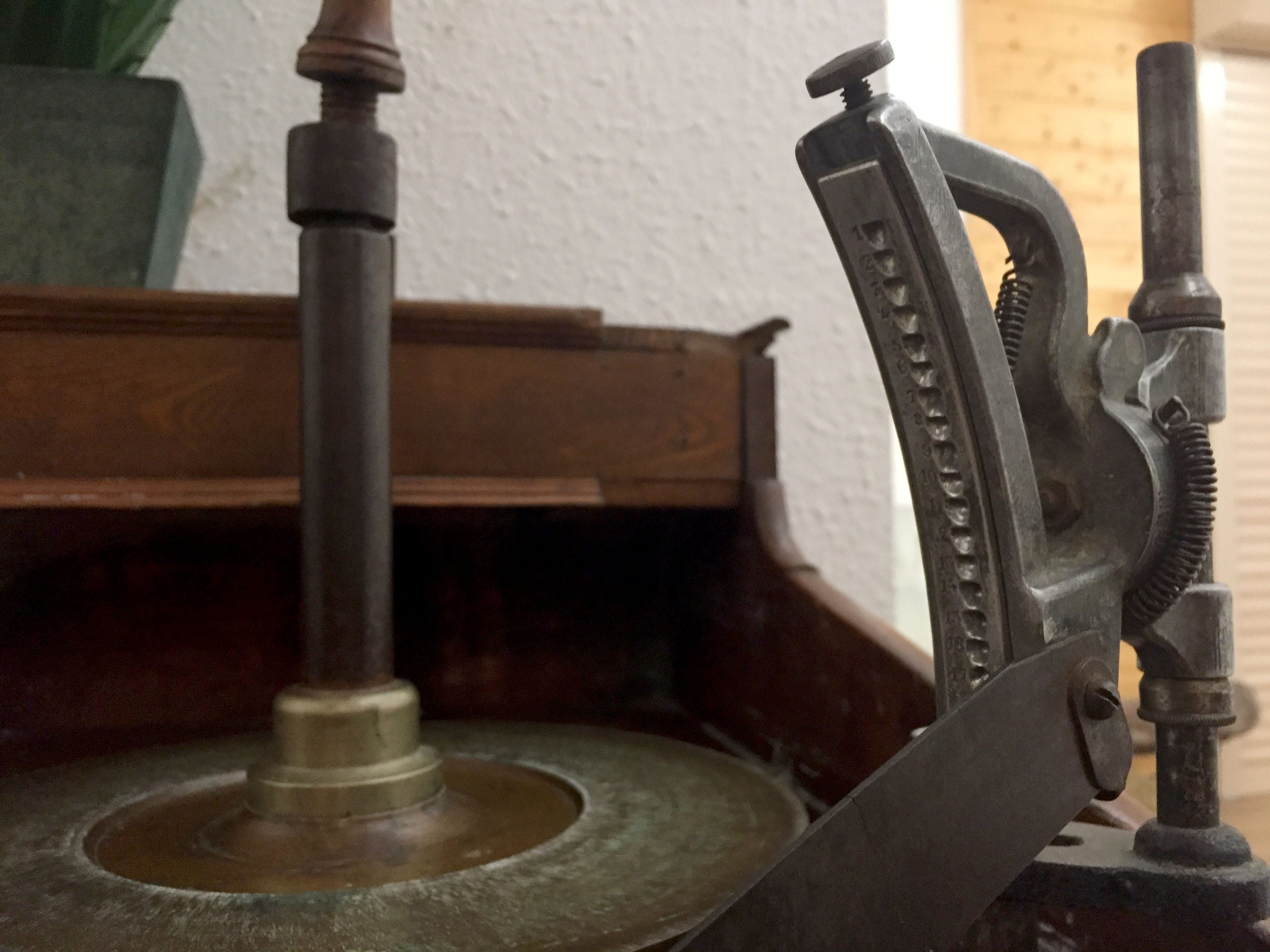 A Comprehensive Study of Gem Faceting Classes Around the World | by