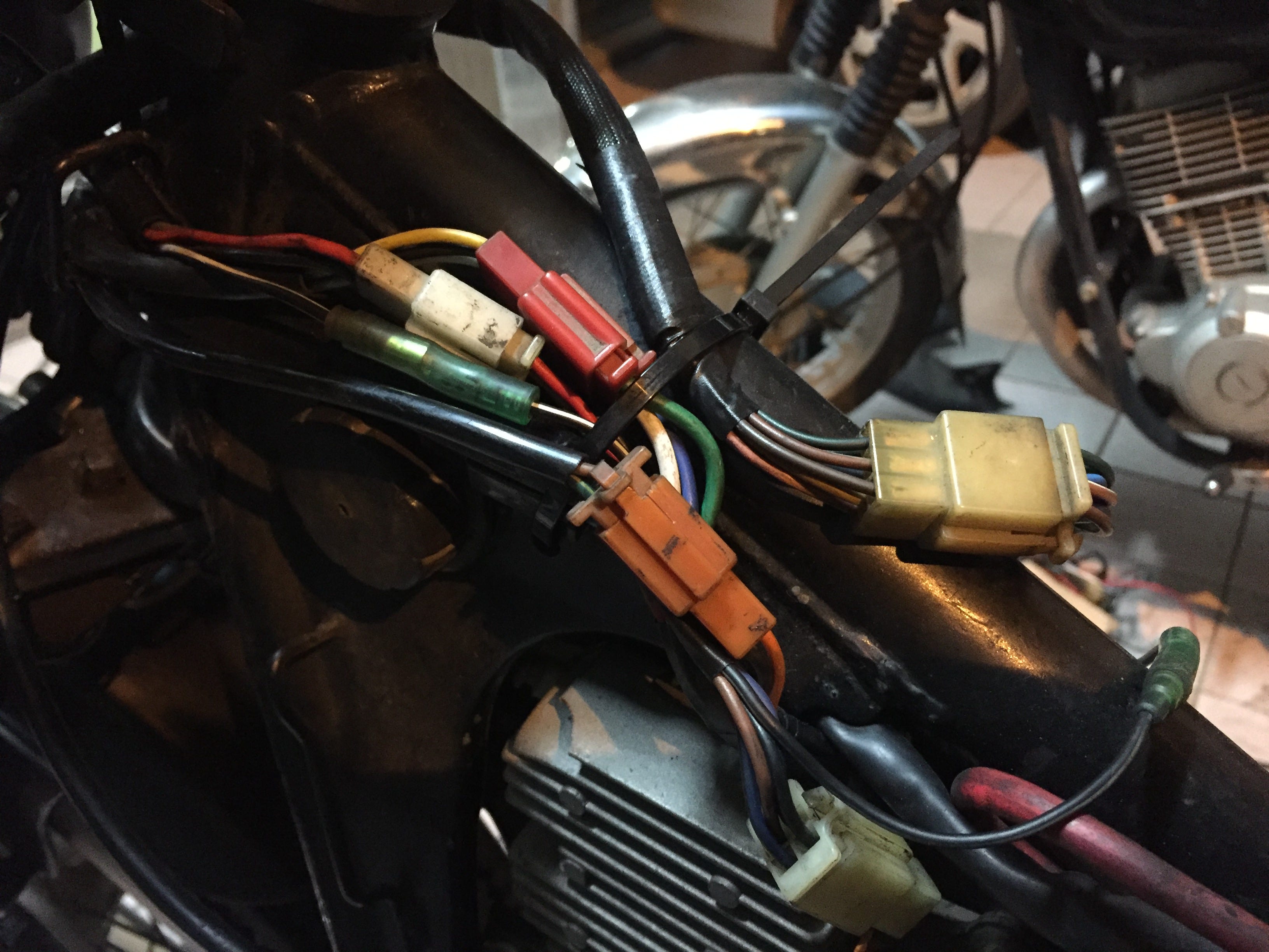 愛將 電系改裝閒談 上 前次維修筆者回到電系檢測及改裝的工作項目內 本次車主有個特別需求 自備的單芯le By Da Young Chen Medium 愛將 電系改裝閒談 上 前次維修筆者回到電系檢測及改裝的工作項目內 本次車主有個特別需求 自備的單芯le By Da Young Chen Medium
