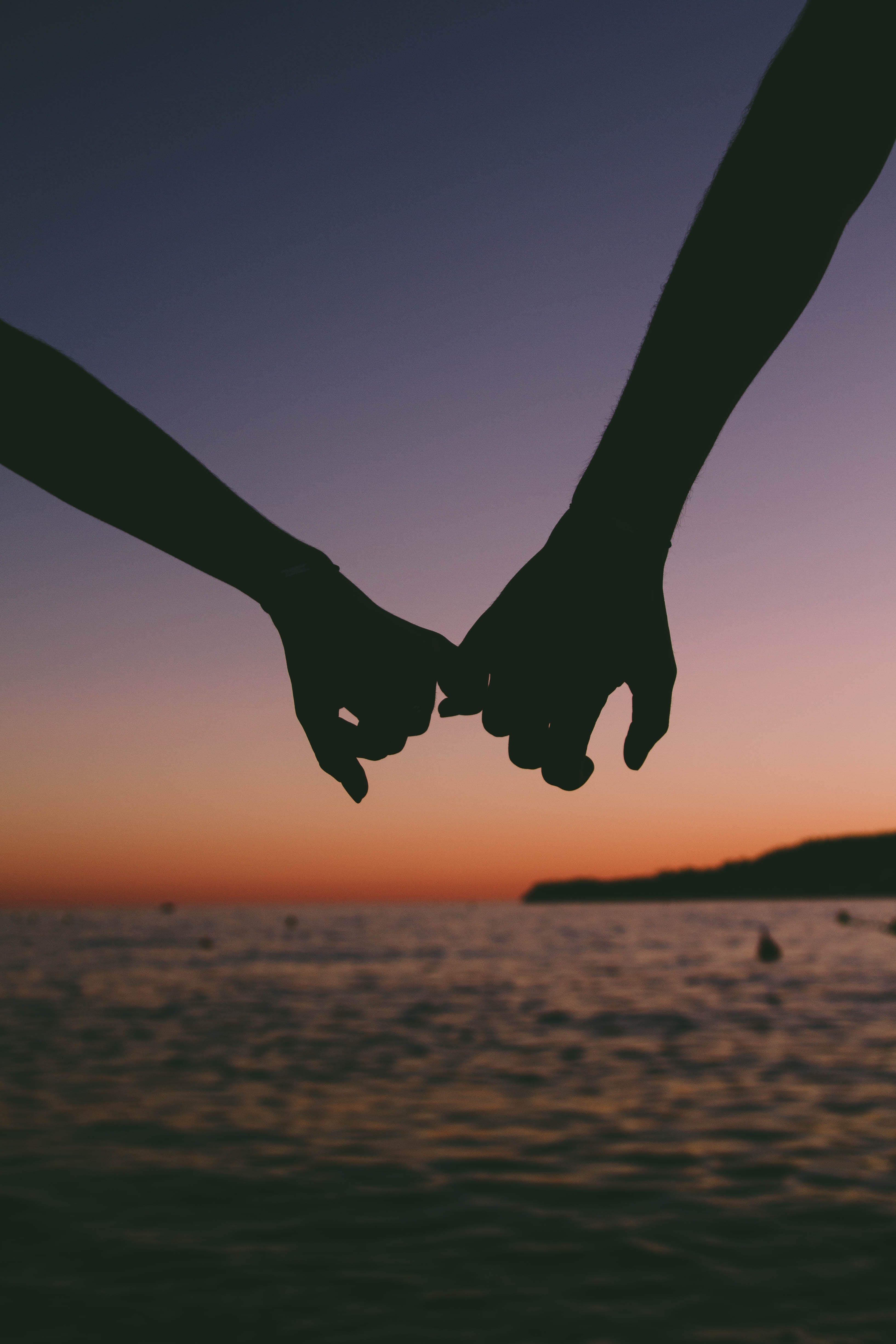 The Surprising Benefits of Holding Hands | by Tonja Vallin | The