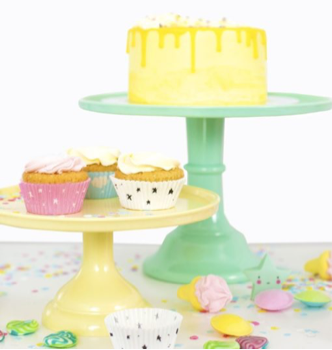 Kids Party At Home Ideas Arranging A Perfect Party For Your By Liza In Events World Medium - decorating cake videos games on roblox cupcakes dining chair
