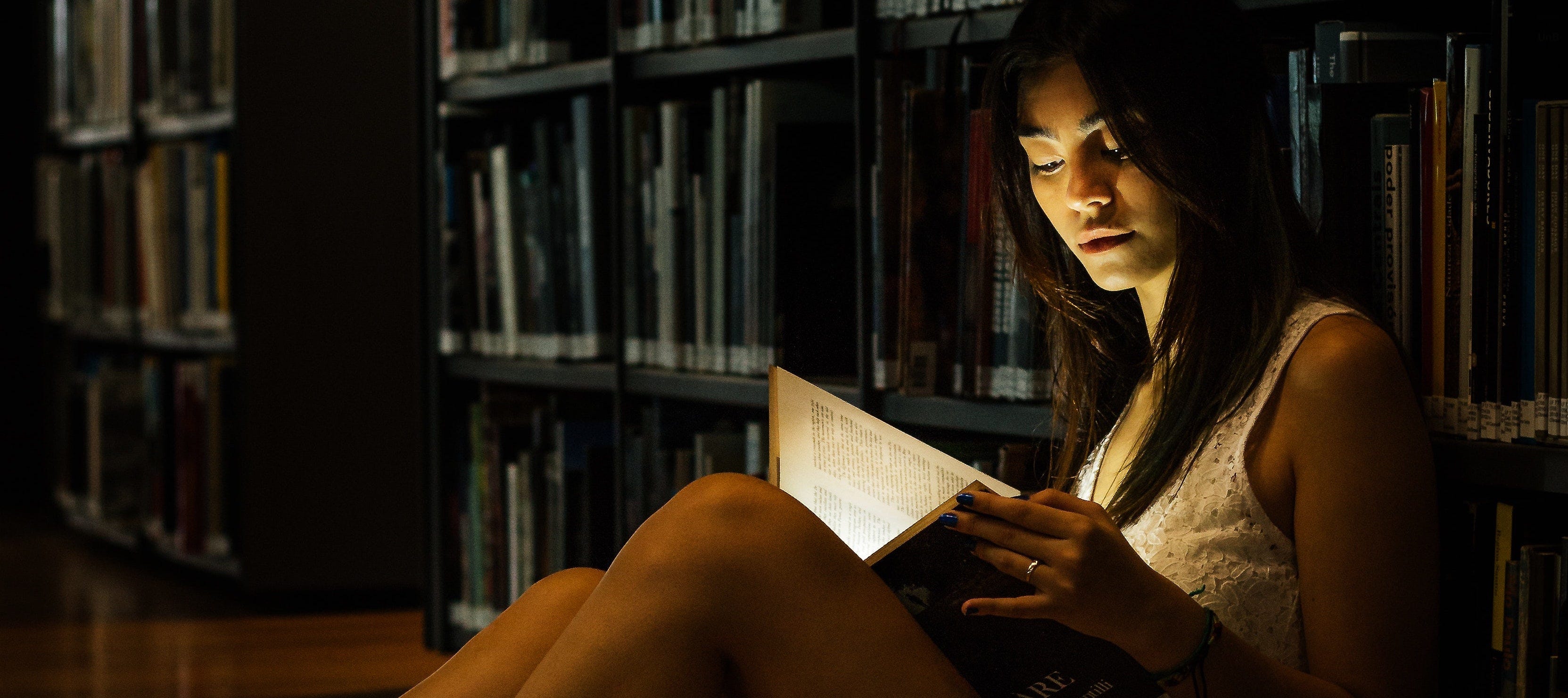 How to get an agent to read your first novel, using the