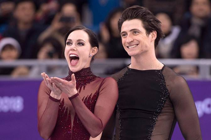 Les Heros Sur Glace Tessa Virtue Et Scott Moir La Fin De Leur Carriere Doree A Pyeongchang By Reign Medalla Eleve Medium