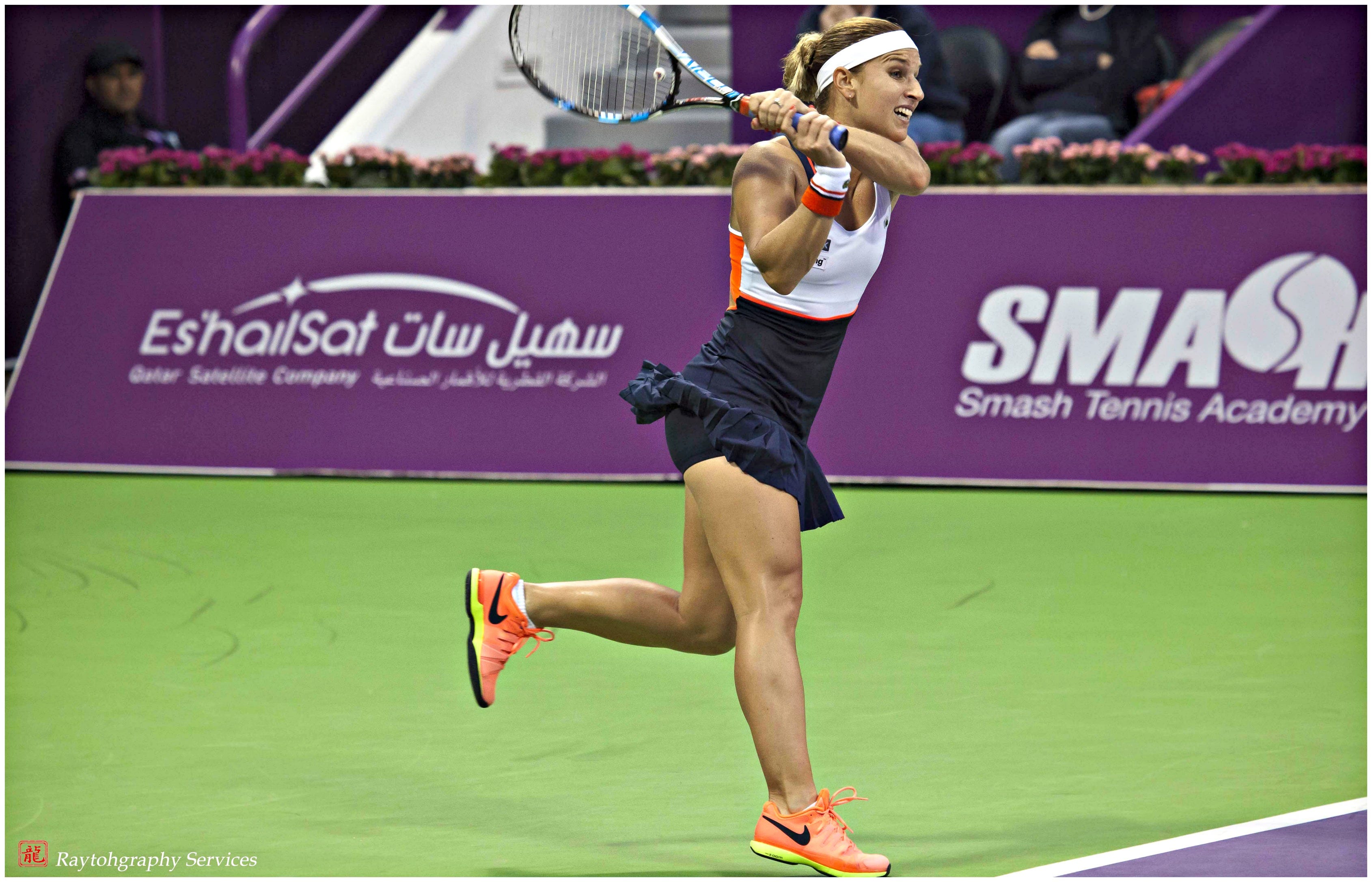 Qatar Total Open advances to quarterfinals amid rain delays by