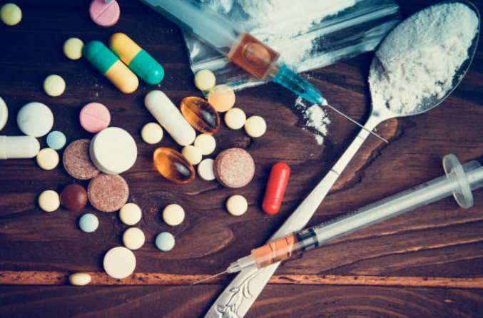 Legal Briefs Podcast 5 24 7 365 Recovery Services For Low Level Opioid Offenders By National District Attorneys Association Medium