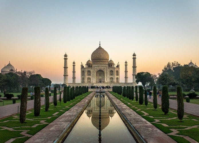 Taj Mahal A Masterpiece And A Symbol Of True Love By Deepak Sethi Lessons From History Medium Taj mahal's optical illusion that few visitors know about. taj mahal a masterpiece and a symbol