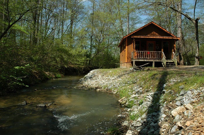 Valuable Lessons From Life Off The Grid Thrive Global Medium