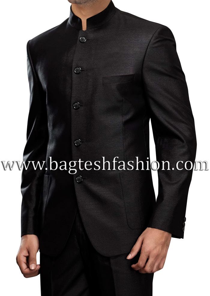 Jodhpuri suit. Jodhpuri suit 