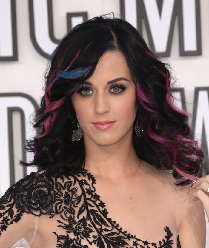 Hairvolution Katy Perry S Hair Color Through The Years